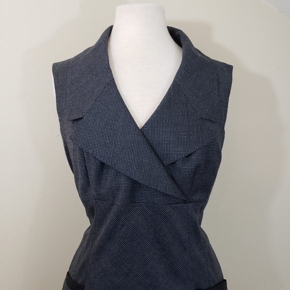 $895 Ted Baker Office Chic Dress and Jacket Suit - Picture 4 of 7